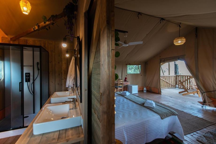 Luxury tent Glamping Vall De Codo *