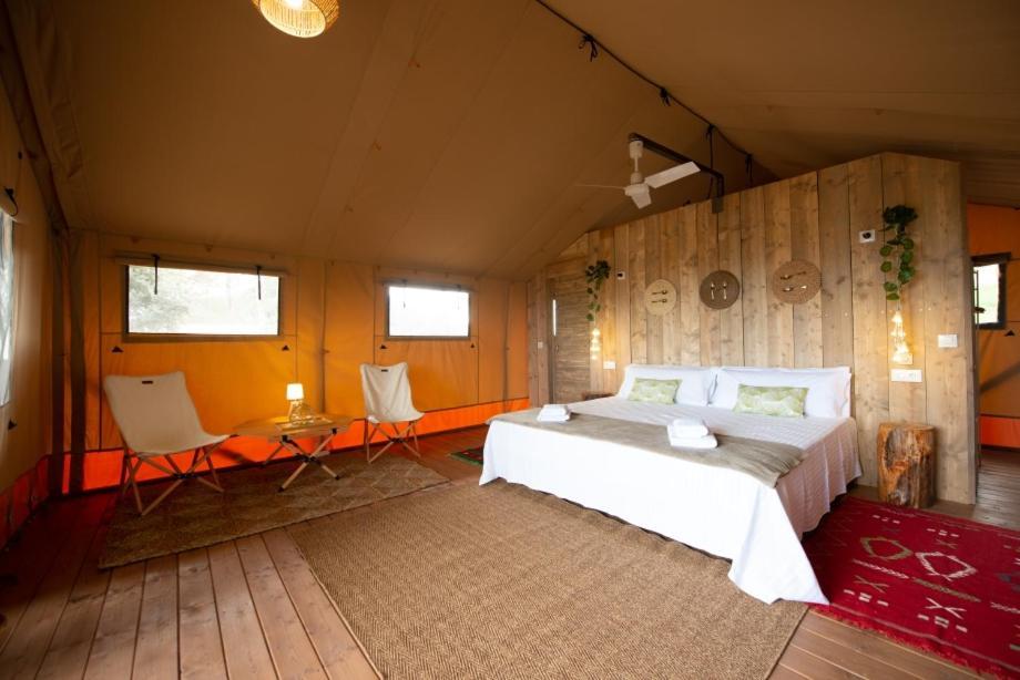 Luxury tent Glamping Vall De Codo *