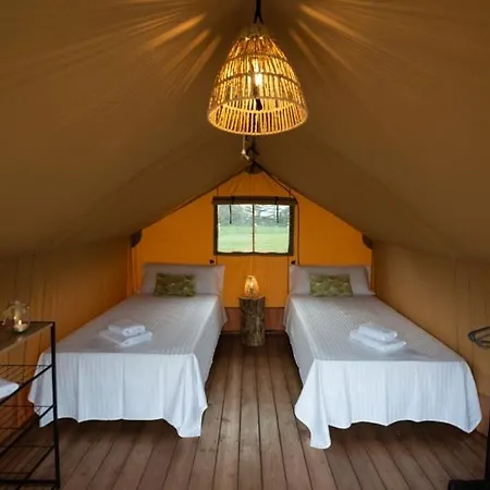 Glamping Vall De Codo Terrades Zewnętrze zdjęcie
