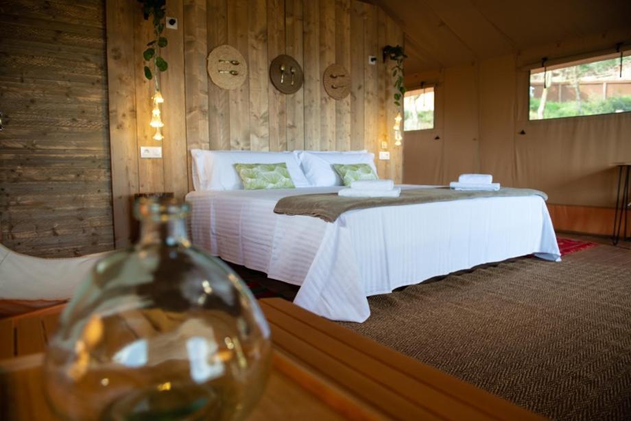 Luxury tent Glamping Vall De Codo